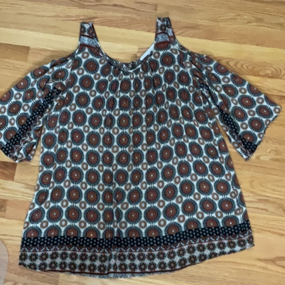 Collective Concepts Cold Shoulder Blouse